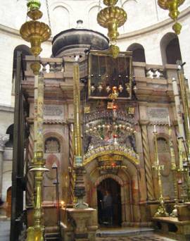 https://upload.wikimedia.org/wikipedia/commons/5/50/Tomb_of_christ_sepulchre1.jpg